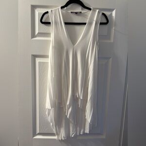 BCBGMaxAzria White Layered V-Neck Sleeveless Top Size Small